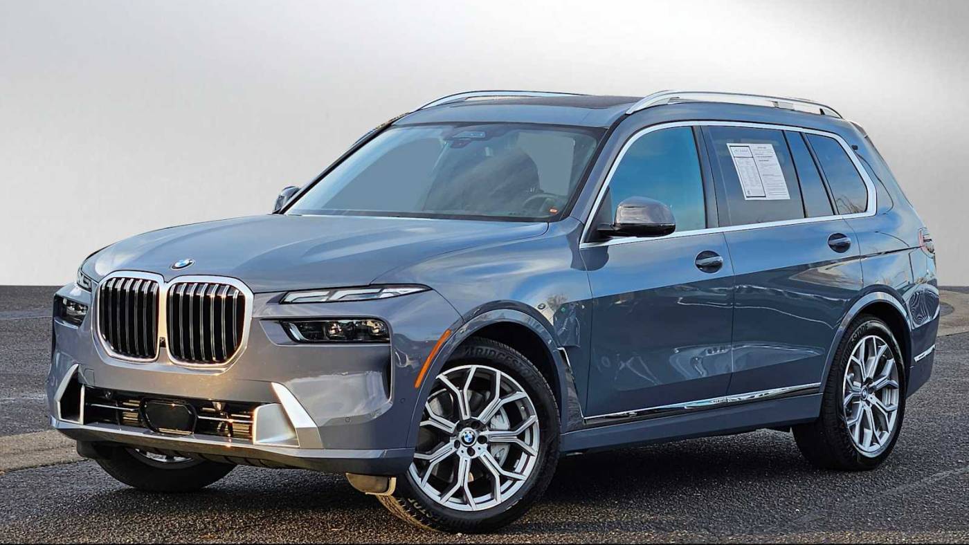 2025 BMW X7 40i — SUV — 7,811 mi — Eugene, OR