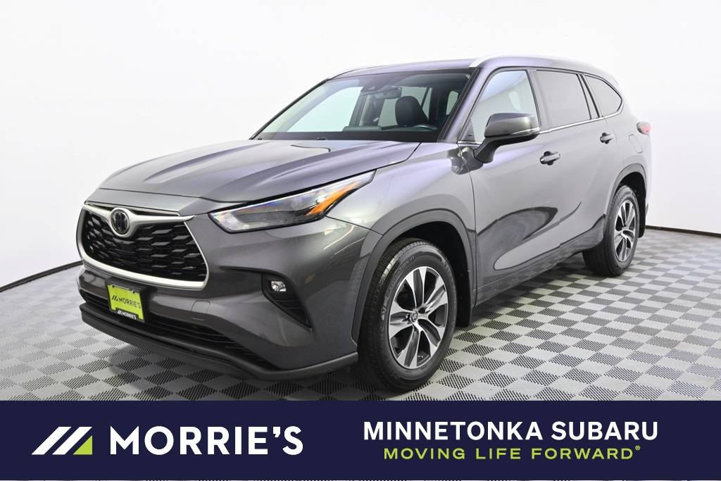 2022 Toyota Highlander XLE — SUV — 104,809 mi — Minnetonka, MN