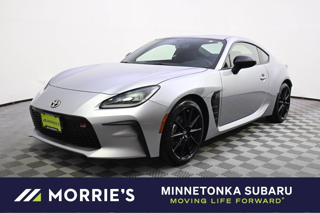 2025 Toyota GR86 Premium — Coupe — 1,105 mi — Minnetonka, MN