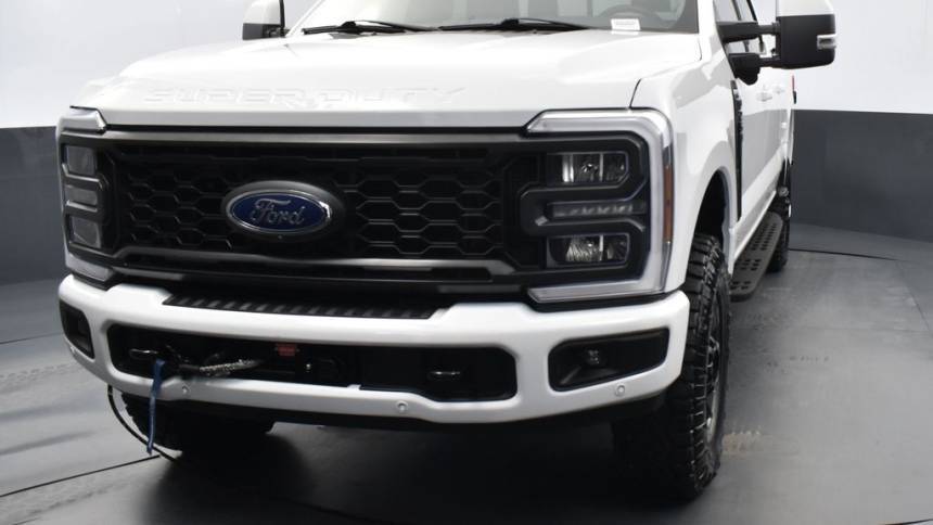 2023 Ford Super Duty F-250 LARIAT — Pickup Truck — 4,682 mi — Lynnwood, WA