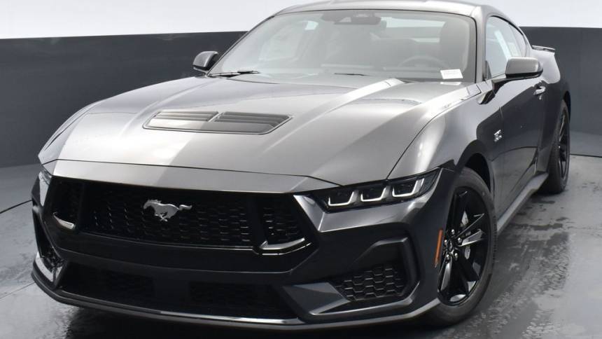 2024 Ford Mustang GT — Coupe — 10,033 mi — Lynnwood, WA
