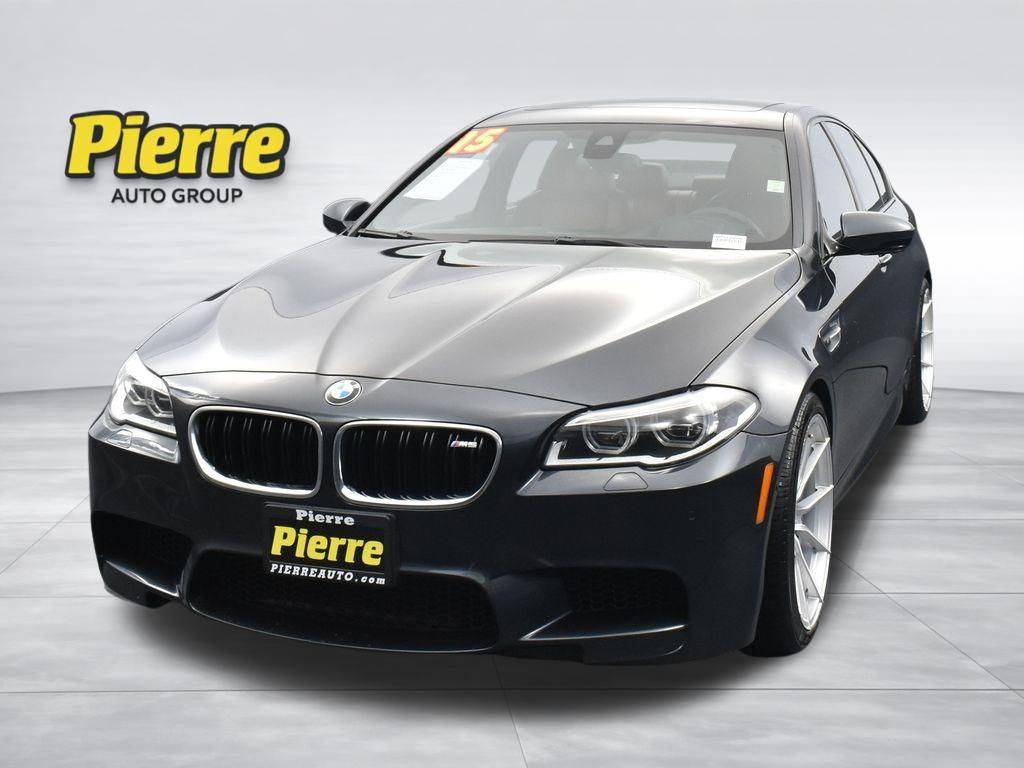 2015 BMW M5 Standard