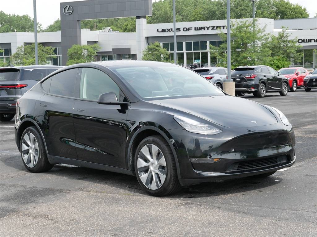 2020 Tesla Model Y Long Range — SUV — 17,572 mi — Wayzata, MN