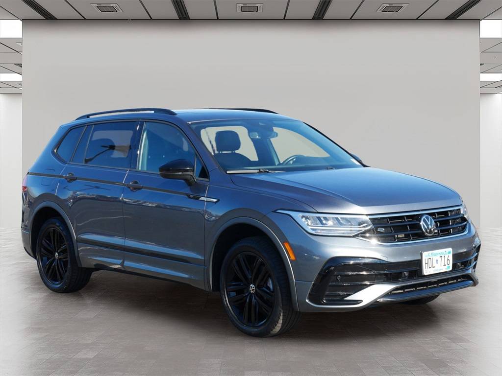 2022 Volkswagen Tiguan SE R-Line Black — SUV — 40,472 mi — Wayzata, MN