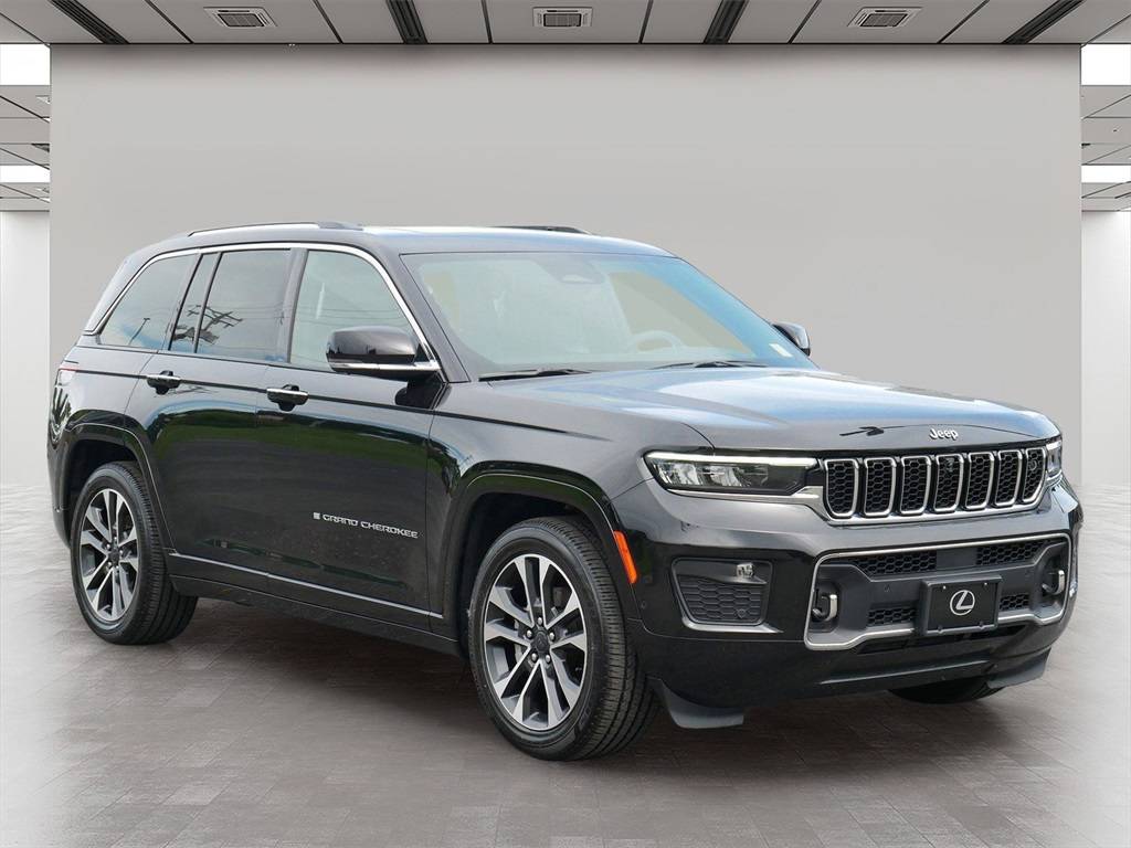 2023 Jeep Grand Cherokee Overland — SUV — 30,249 mi — Wayzata, MN