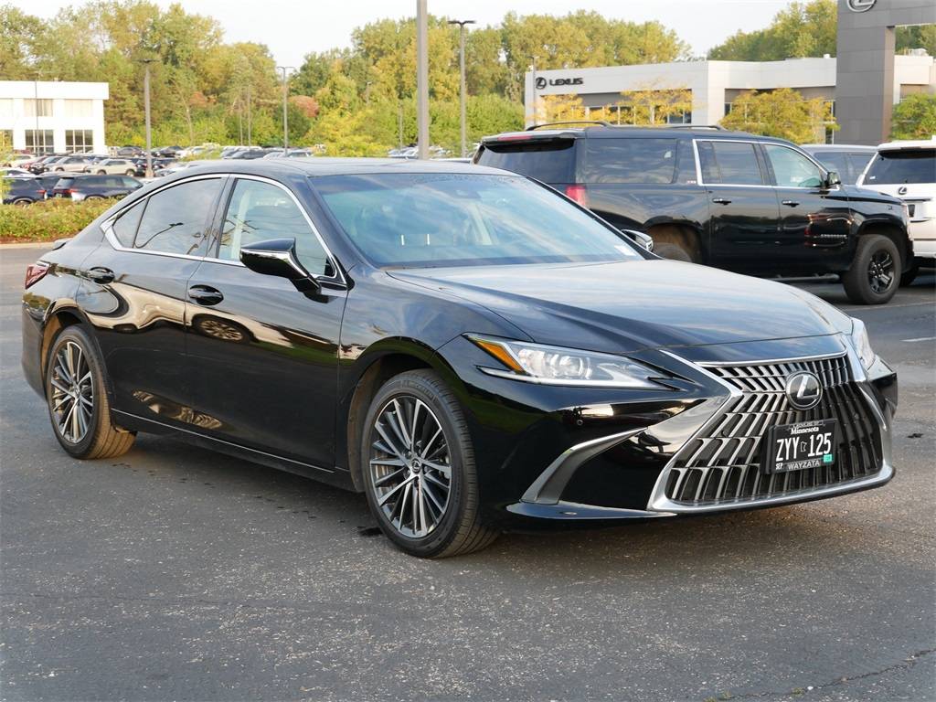 2023 Lexus ES ES 300h — Sedan — 20,537 mi — Wayzata, MN