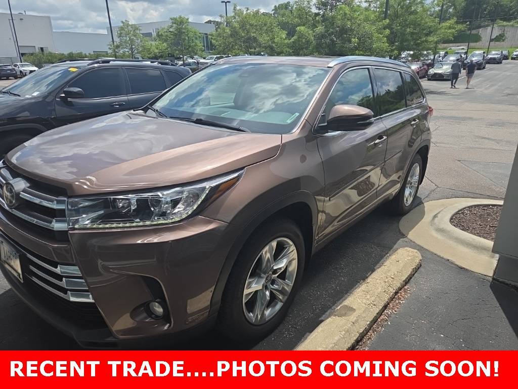 2017 Toyota Highlander Limited — SUV — 65,304 mi — Wayzata, MN