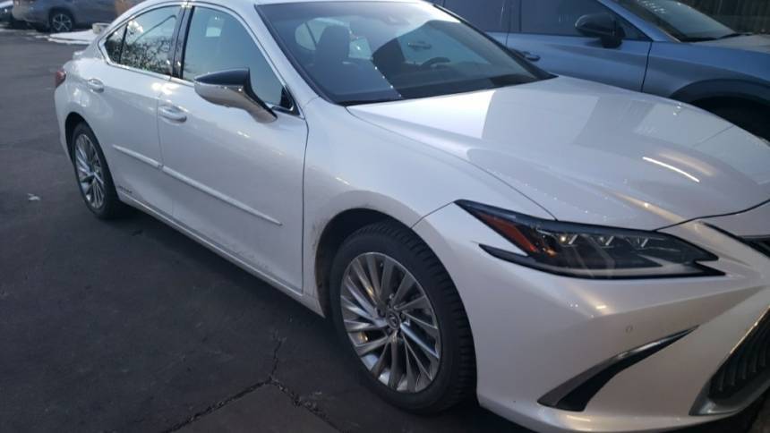 2020 Lexus ES ES 300h Luxury — Sedan — 25,068 mi — Wayzata, MN