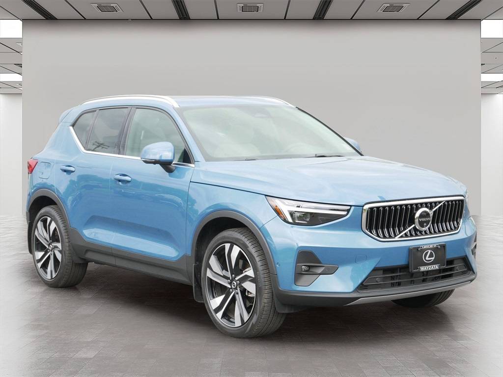 2024 Volvo XC40 Ultimate — SUV — 9,218 mi — Wayzata, MN