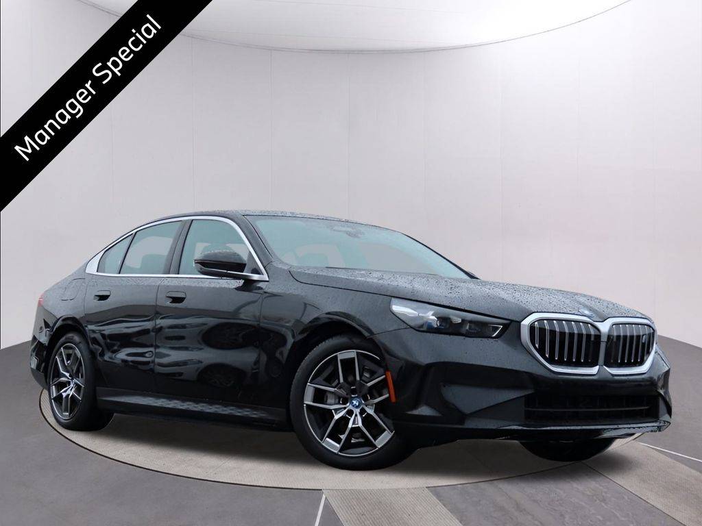 2024 BMW i5 eDrive40 — Sedan — 50 mi — Topeka, KS