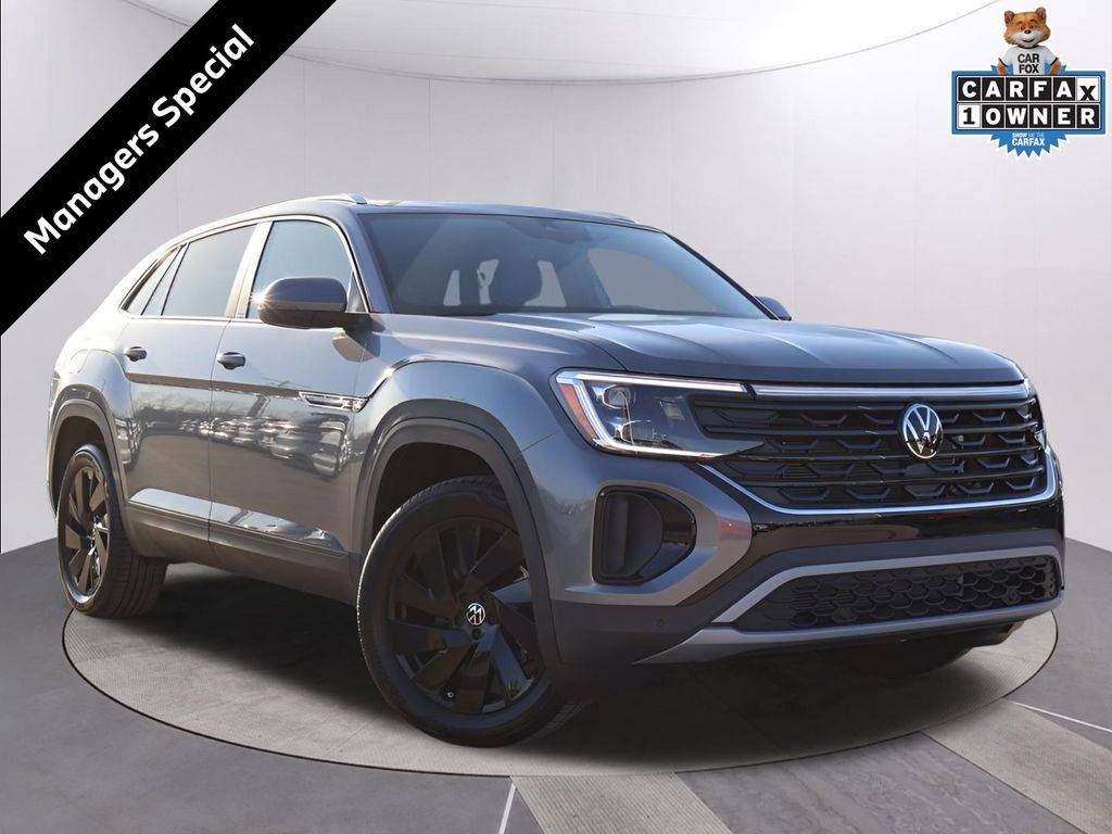 2025 Volkswagen Atlas Cross Sport SE with Technology — SUV — 1,550 mi — Topeka, KS