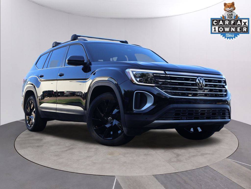 2024 Volkswagen Atlas SE with Technology — SUV — 16,478 mi — Topeka, KS