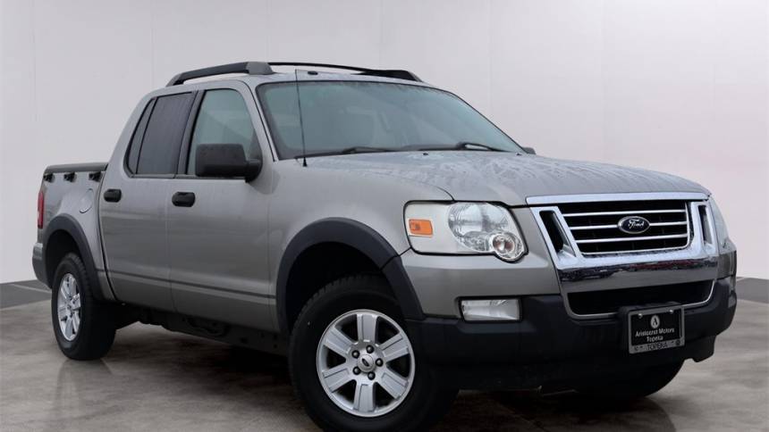 2008 Ford Explorer Sport Trac XLT — Pickup Truck — 145,941 mi — Topeka, KS