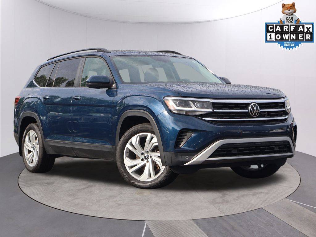 2022 Volkswagen Atlas SE with Technology — SUV — 33,671 mi — Topeka, KS