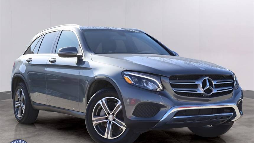 2017 Mercedes-Benz GLC GLC 300 — SUV — 33,032 mi — Topeka, KS