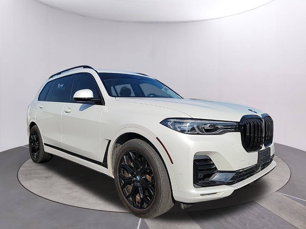 2021 BMW X7 40i — SUV — 57,795 mi — Topeka, KS