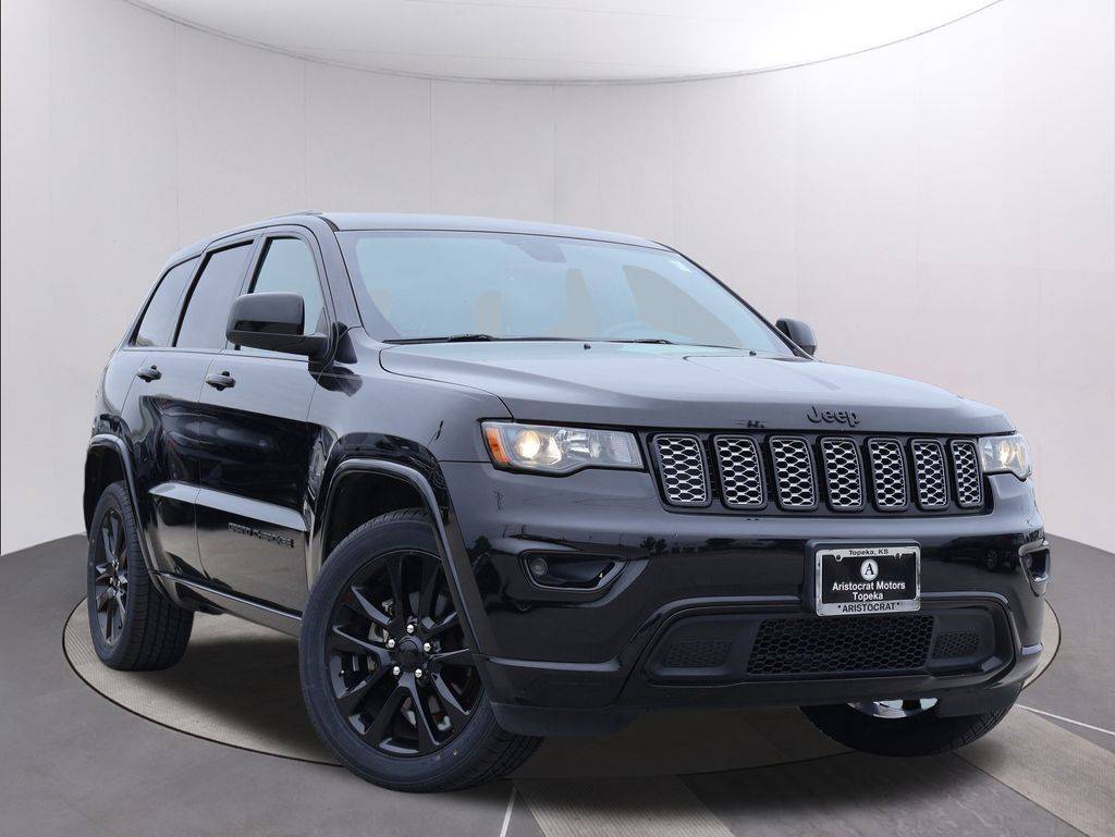 2017 Jeep Grand Cherokee Altitude — SUV — 32,513 mi — Topeka, KS