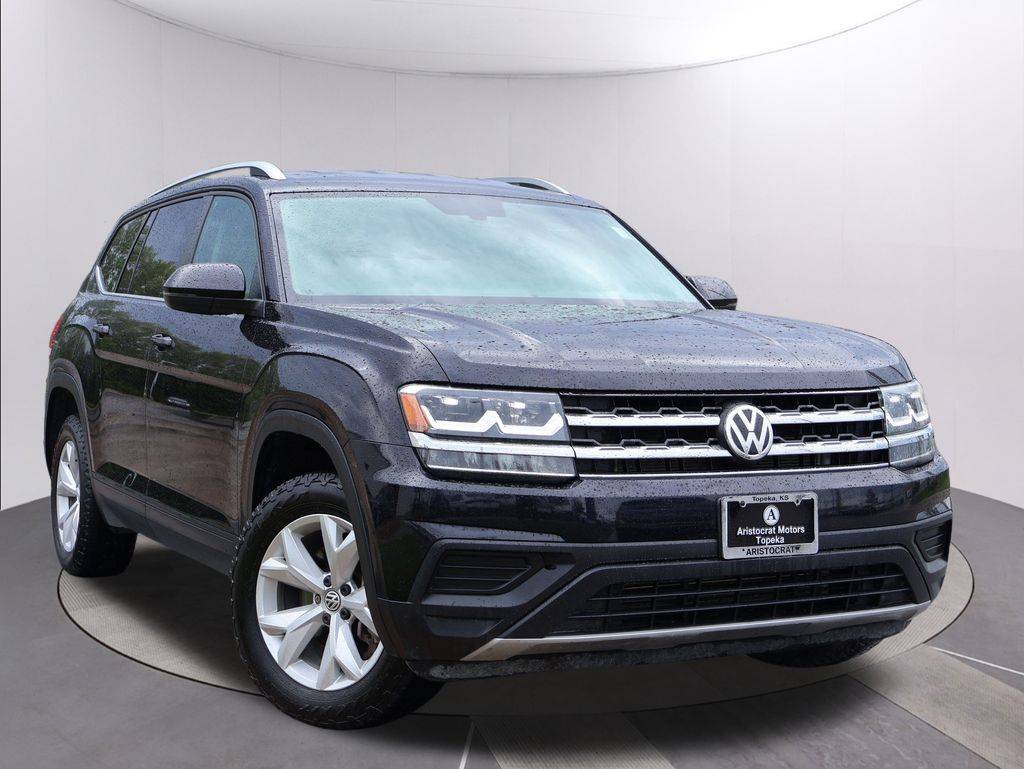 2019 Volkswagen Atlas S — SUV — 124,825 mi — Topeka, KS