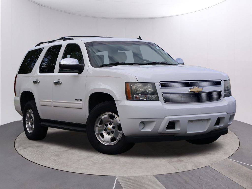 2011 Chevrolet Tahoe LS — SUV — 161,245 mi — Topeka, KS