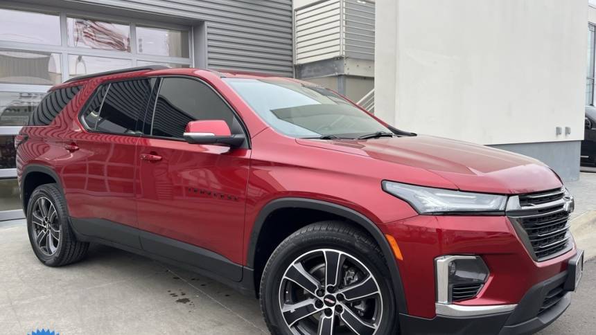 2023 Chevrolet Traverse LT Cloth — SUV — 41,288 mi — Topeka, KS