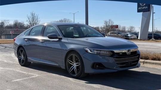 2022 Honda Accord Touring — Sedan — 15,639 mi — Brookfield, WI
