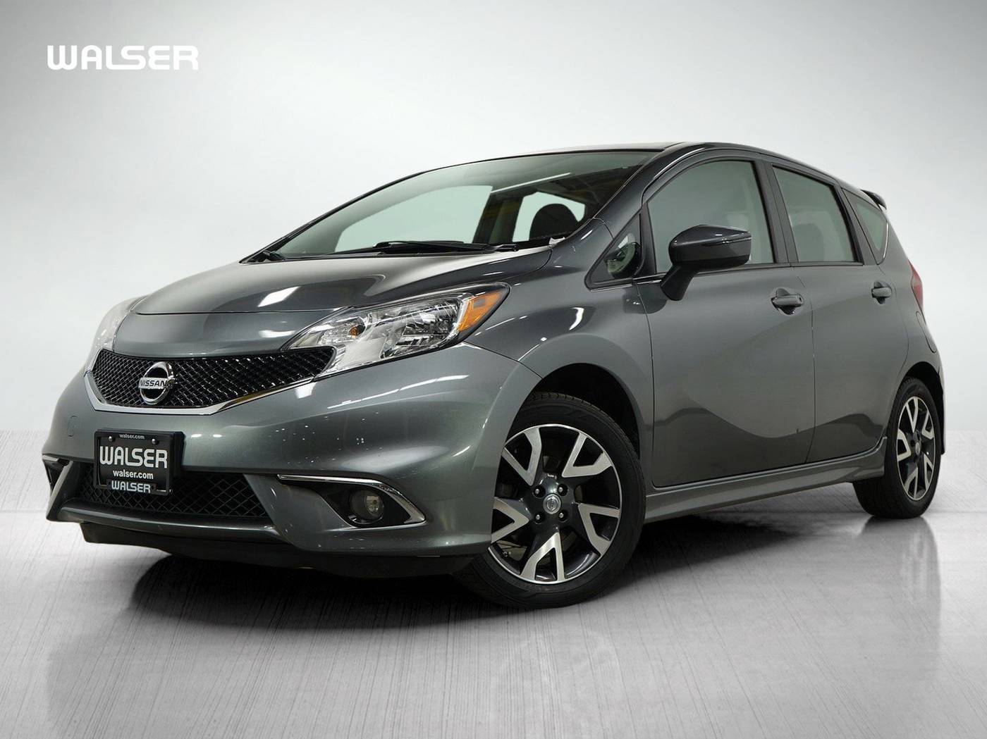 2016 Nissan Versa 1.6 SR — Hatchback — 86,883 mi — Burnsville, MN