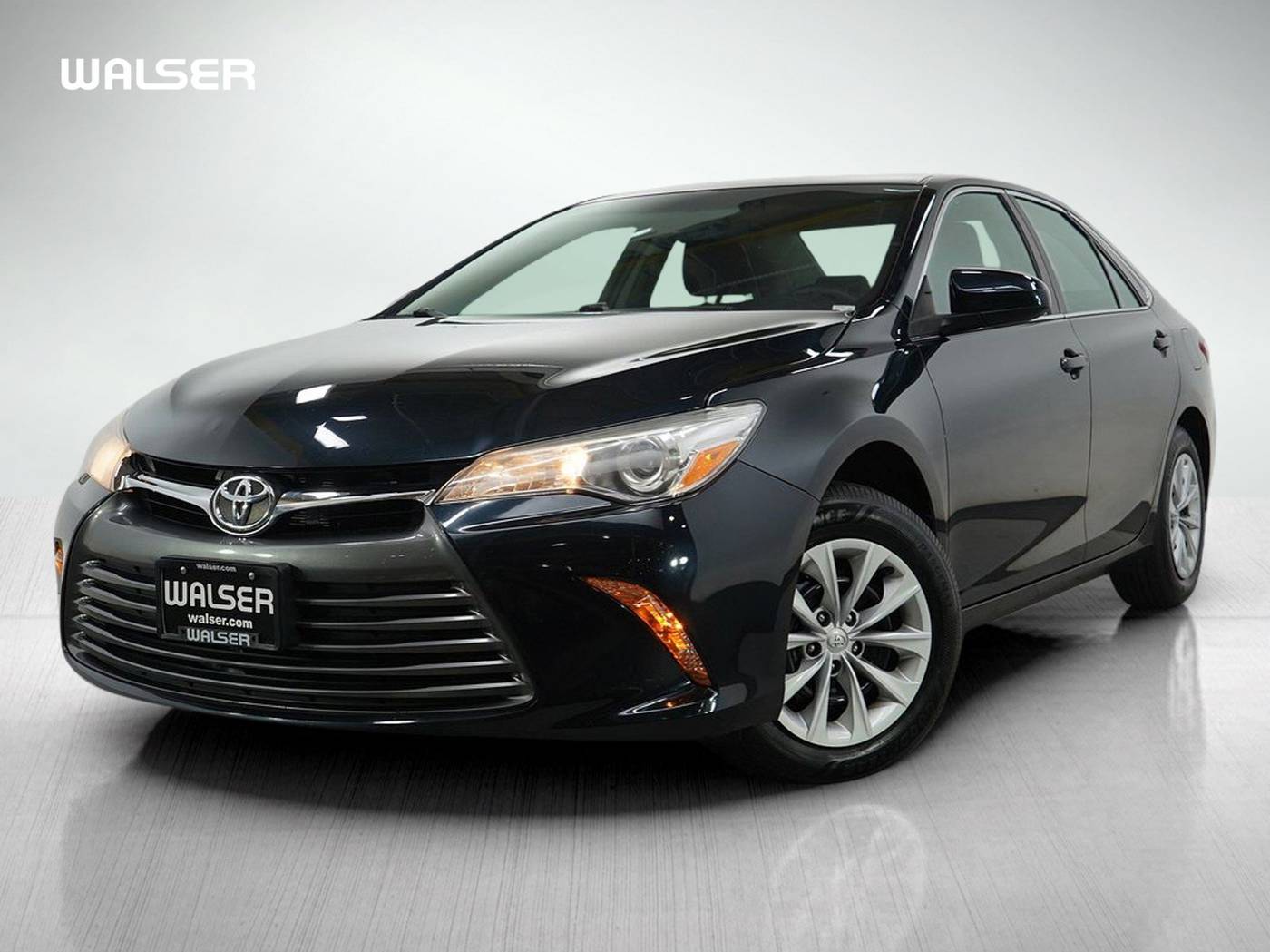 2016 Toyota Camry LE — Sedan — 71,122 mi — Burnsville, MN