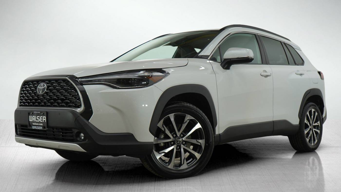 2022 Toyota Corolla Cross XLE — SUV — 40,188 mi — Burnsville, MN