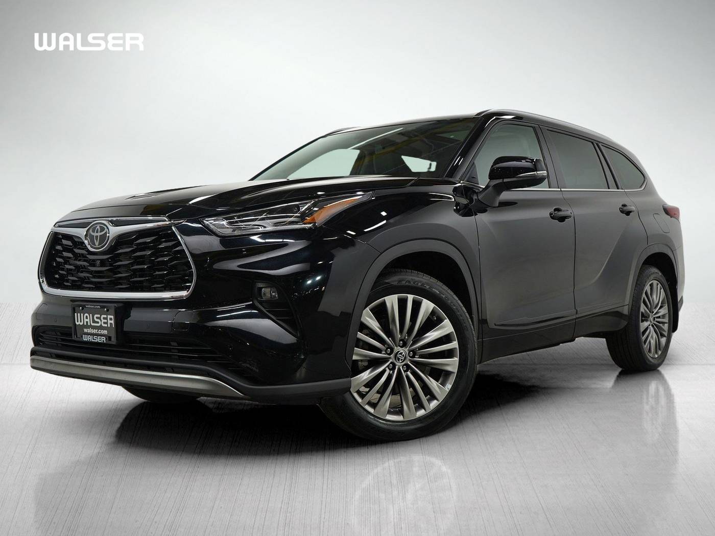 2023 Toyota Highlander Platinum — SUV — 31,284 mi — Burnsville, MN