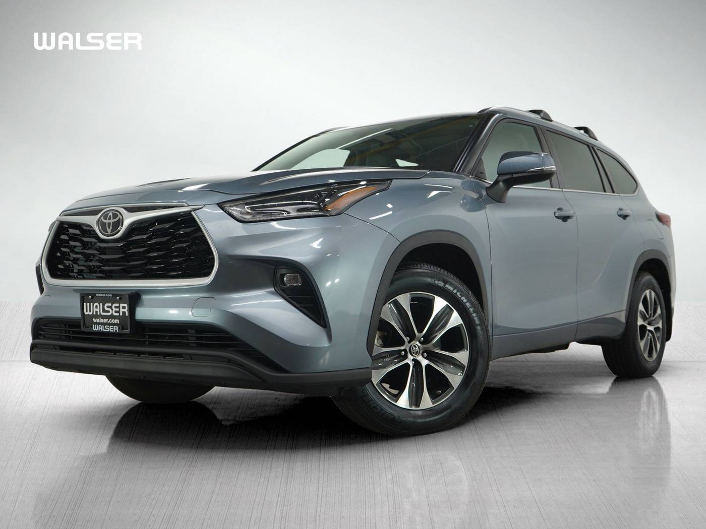 2021 Toyota Highlander XLE — SUV — 54,394 mi — Burnsville, MN