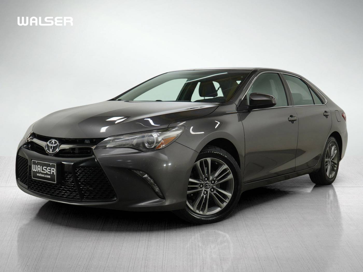 2015 Toyota Camry SE — Sedan — 172,031 mi — Burnsville, MN