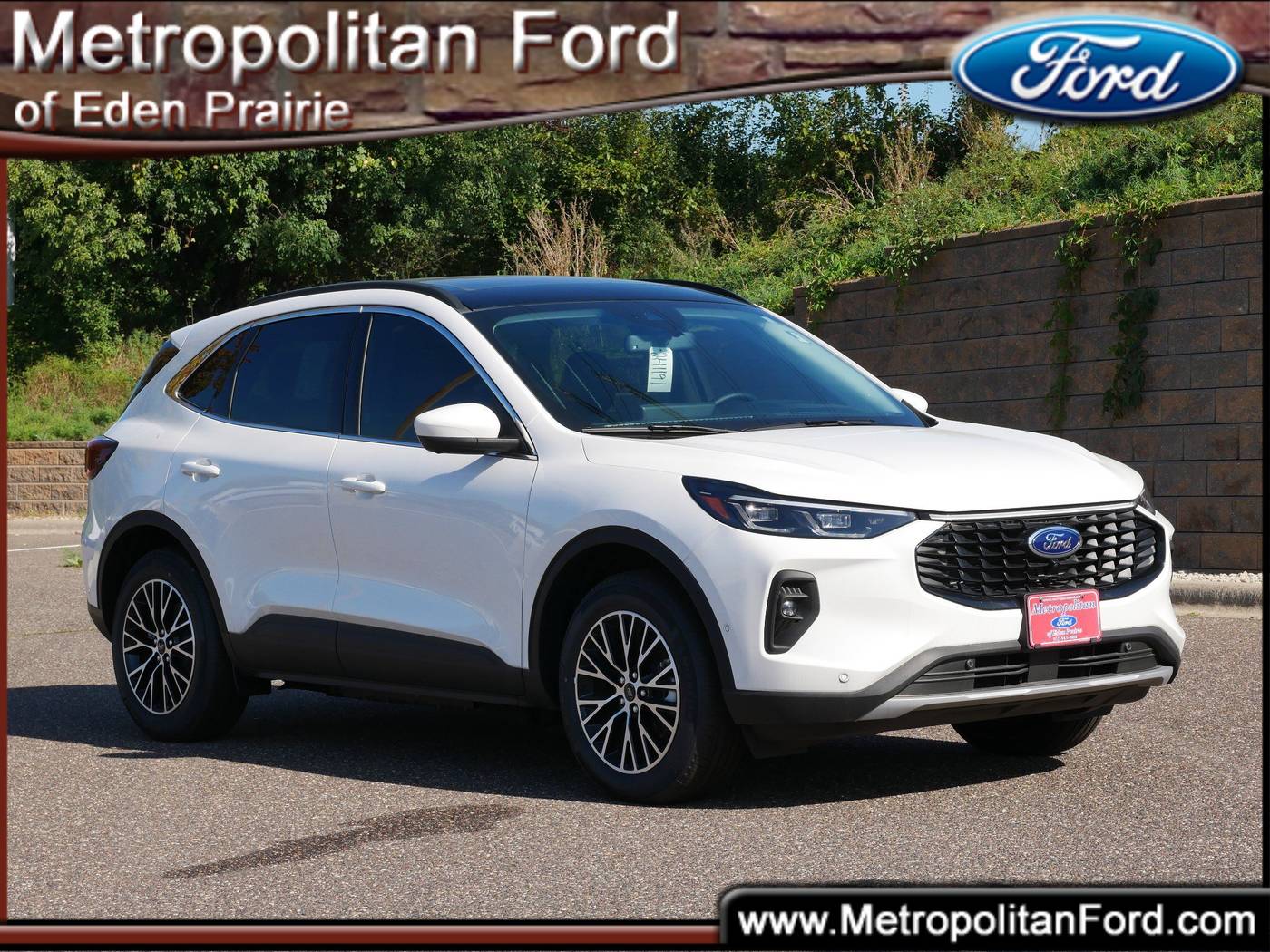 2024 Ford Escape Plug-In Hybrid — SUV — 97 mi — Eden Prairie, MN