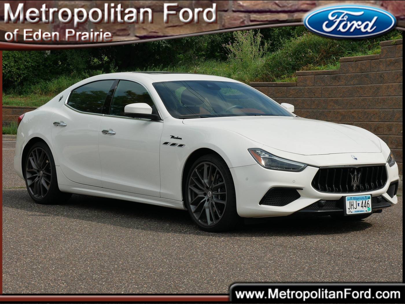2022 Maserati Ghibli Modena Q4 — Sedan — 15,716 mi — Eden Prairie, MN