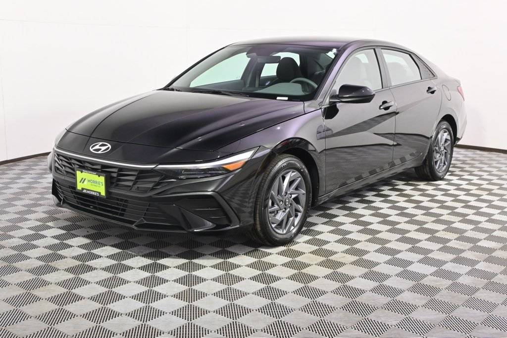 2024 Hyundai Elantra Hybrid Blue — Sedan — 4,490 mi — Saint Louis Park, MN