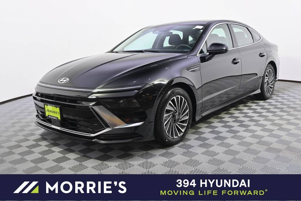 2025 Hyundai Sonata Hybrid SEL — Sedan — 2,440 mi — Saint Louis Park, MN