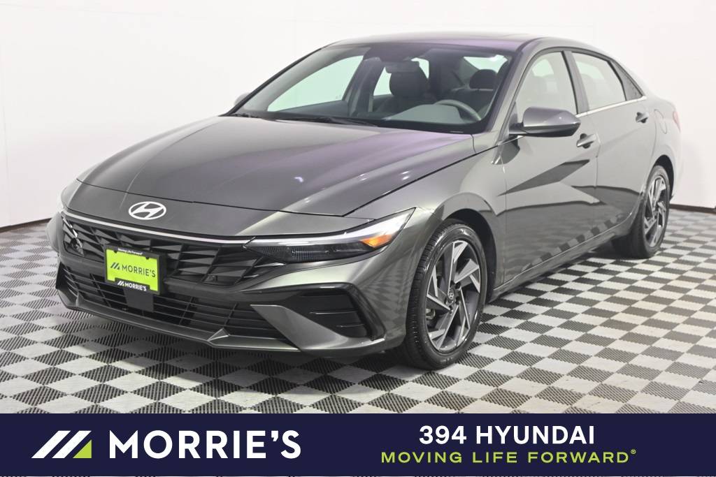 2025 Hyundai Elantra SEL Convenience — Sedan — 5,159 mi — Saint Louis Park, MN