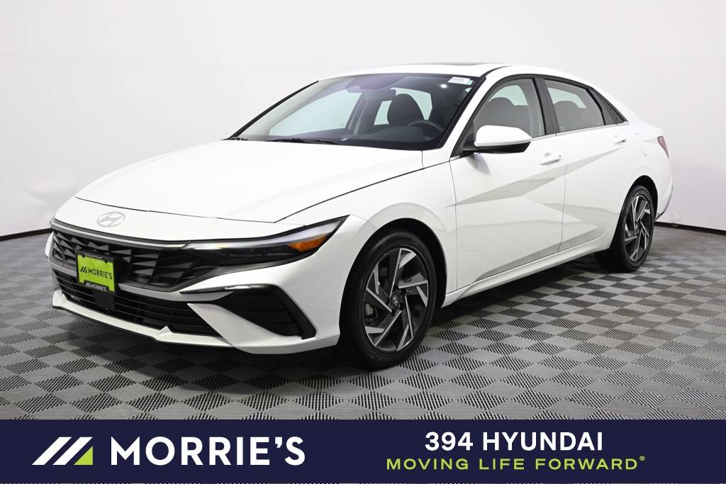 2025 Hyundai Elantra SEL Convenience — Sedan — 3,403 mi — Saint Louis Park, MN