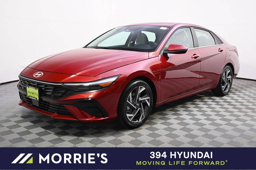 2025 Hyundai Elantra Limited — Sedan — 4,607 mi — Saint Louis Park, MN