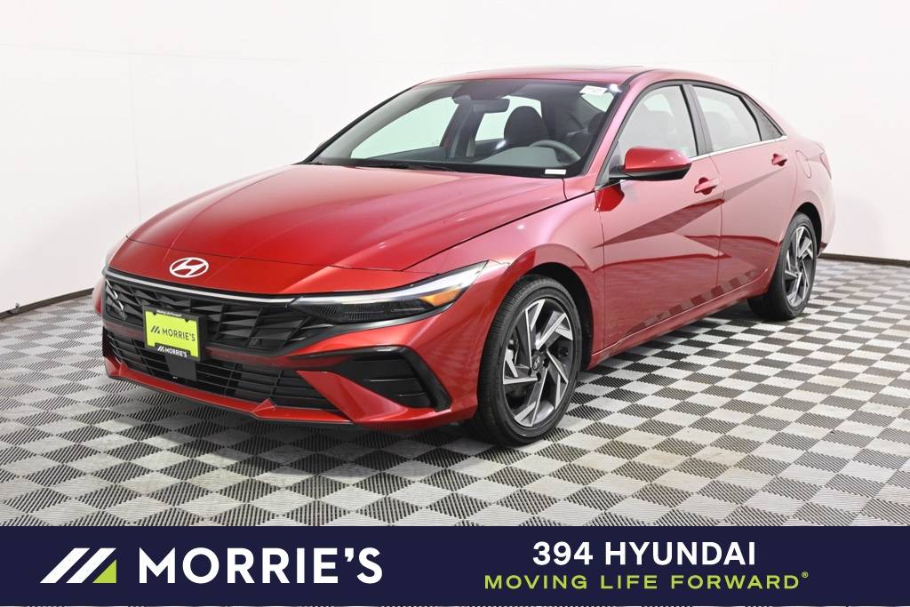 2025 Hyundai Elantra SEL Convenience — Sedan — 4,331 mi — Saint Louis Park, MN