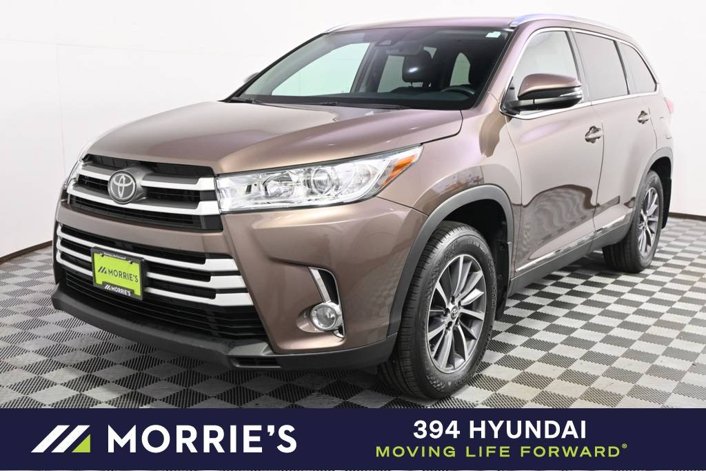2019 Toyota Highlander XLE — SUV — 41,858 mi — Saint Louis Park, MN