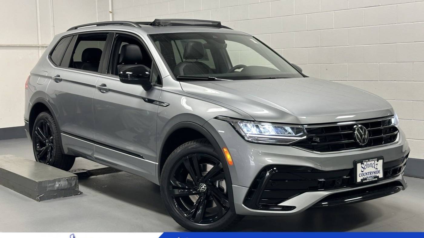 2024 Volkswagen Tiguan SE R-Line Black — SUV — 4,260 mi — Maplewood, MN