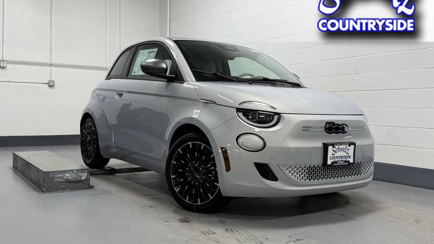 2024 Fiat 500e LA