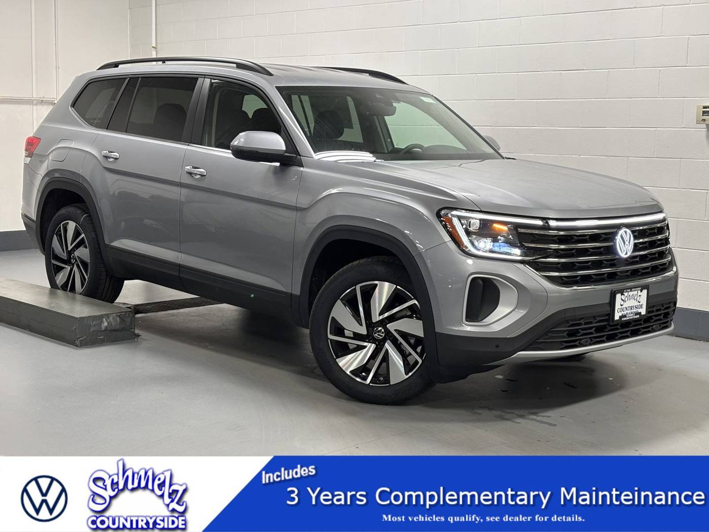 2025 Volkswagen Atlas SE with Technology — SUV — 19 mi — Maplewood, MN