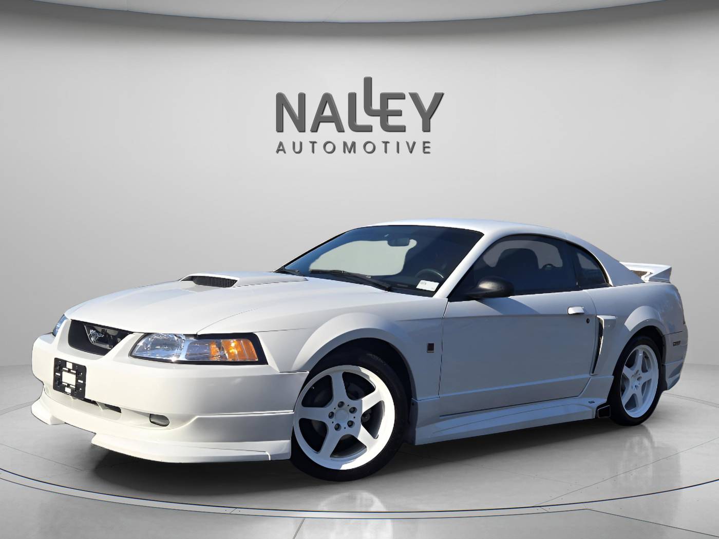 2001 Ford Mustang GT Deluxe