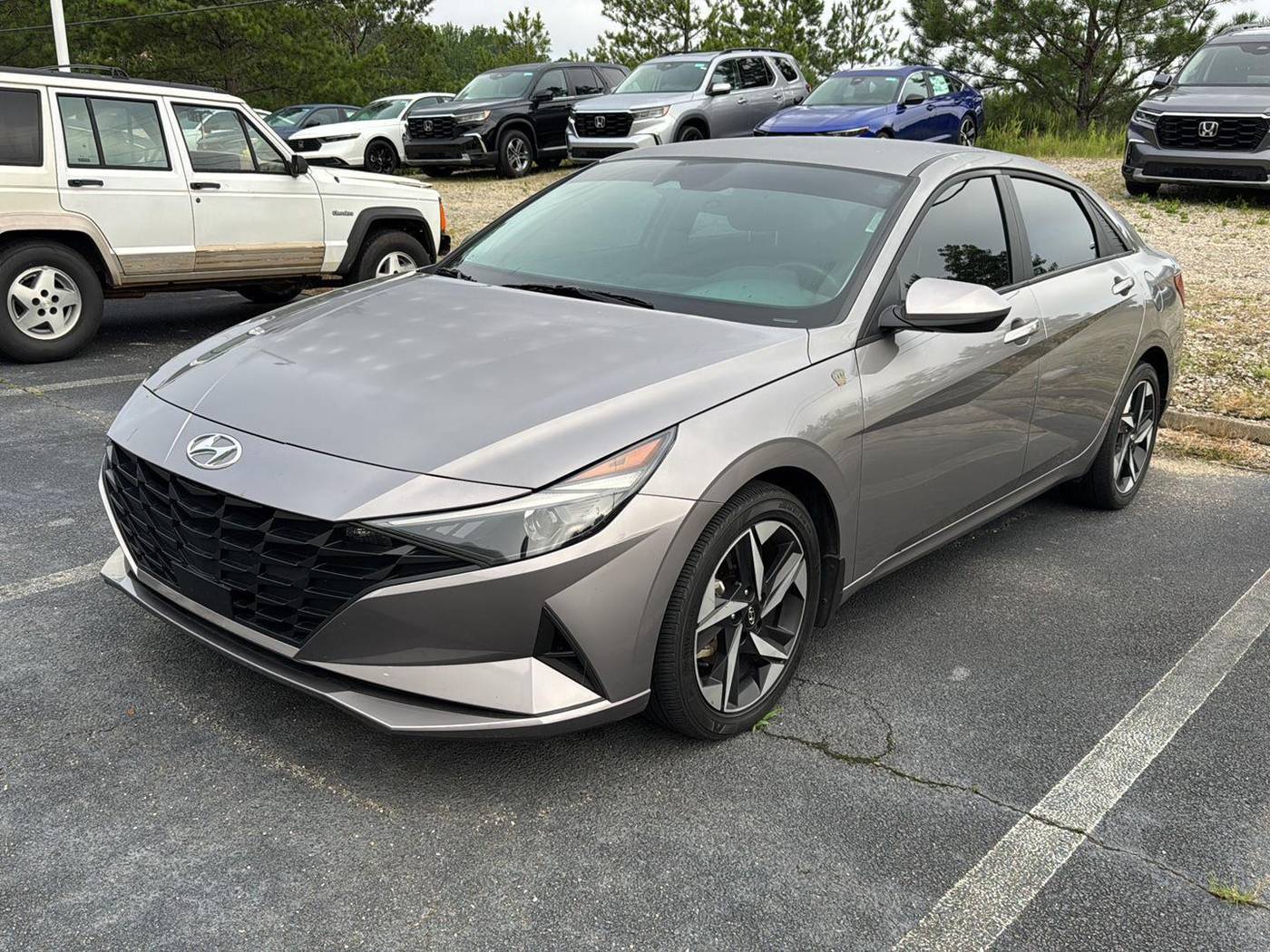 2023 Hyundai Elantra SEL — Sedan — 29,907 mi — Milledgeville, GA