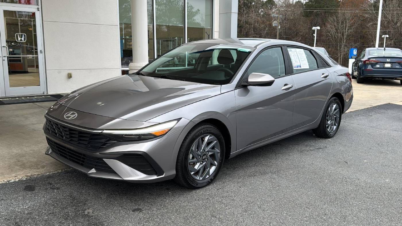 2024 Hyundai Elantra SEL — Sedan — 23,370 mi — Milledgeville, GA