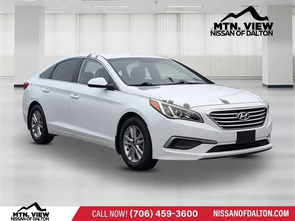 2017 Hyundai Sonata Base — Sedan — 200,485 mi — DALTON, GA