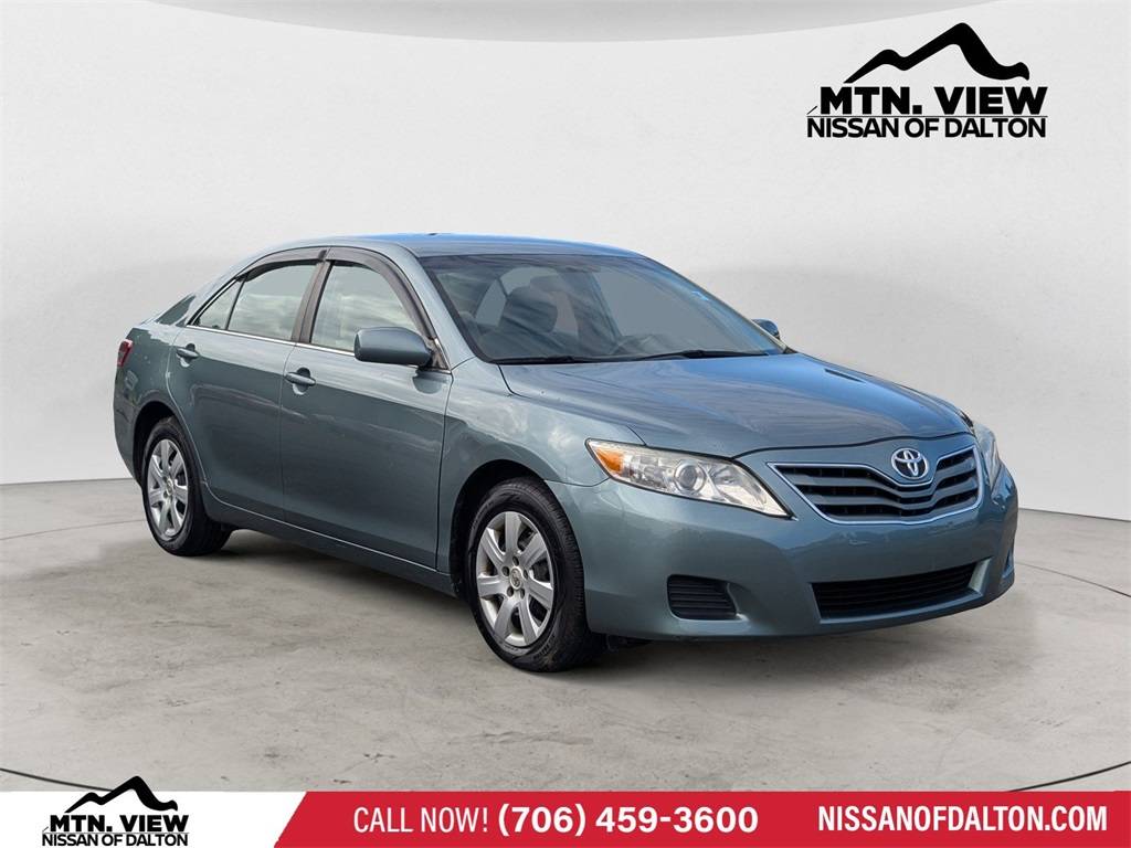 2011 Toyota Camry LE — Sedan — 120,402 mi — DALTON, GA