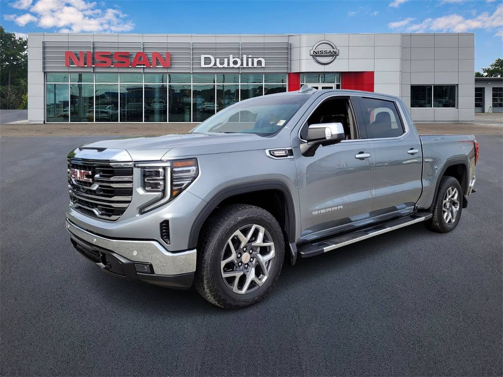 2023 GMC Sierra 1500 SLT — Pickup Truck — 20,191 mi — Dublin, GA