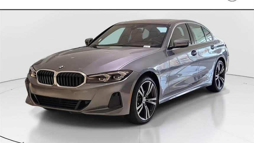 2024 BMW 3 Series 330i — Sedan — 5,000 mi — Miami, FL